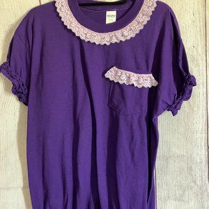 224 Braided tee neck tee with lace accents